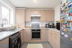 Kitchen- click for photo gallery